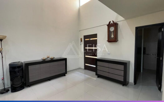 CASA EN RESIDENCIAL ACOZAC IXTAPALICA EN VENTA