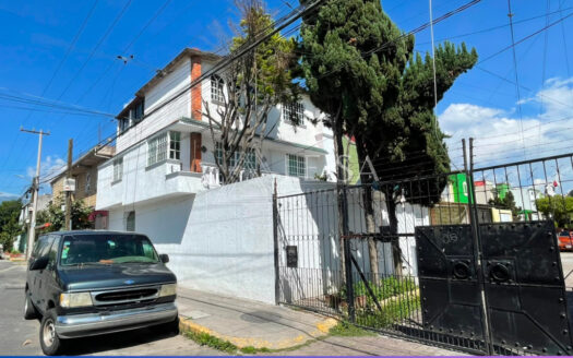 Casa con Local Comercial en San Buenaventura Ixtapaluca – EN RENTA