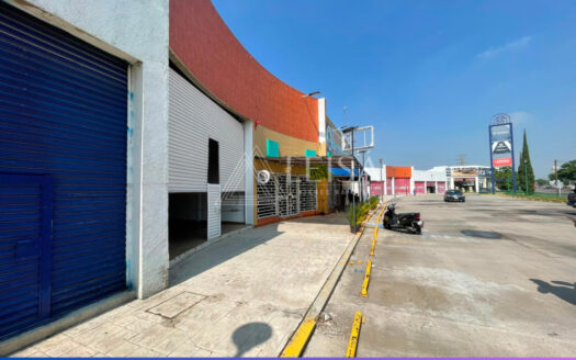 Bodega / Local en Portales y Villas de Chalco – EN RENTA